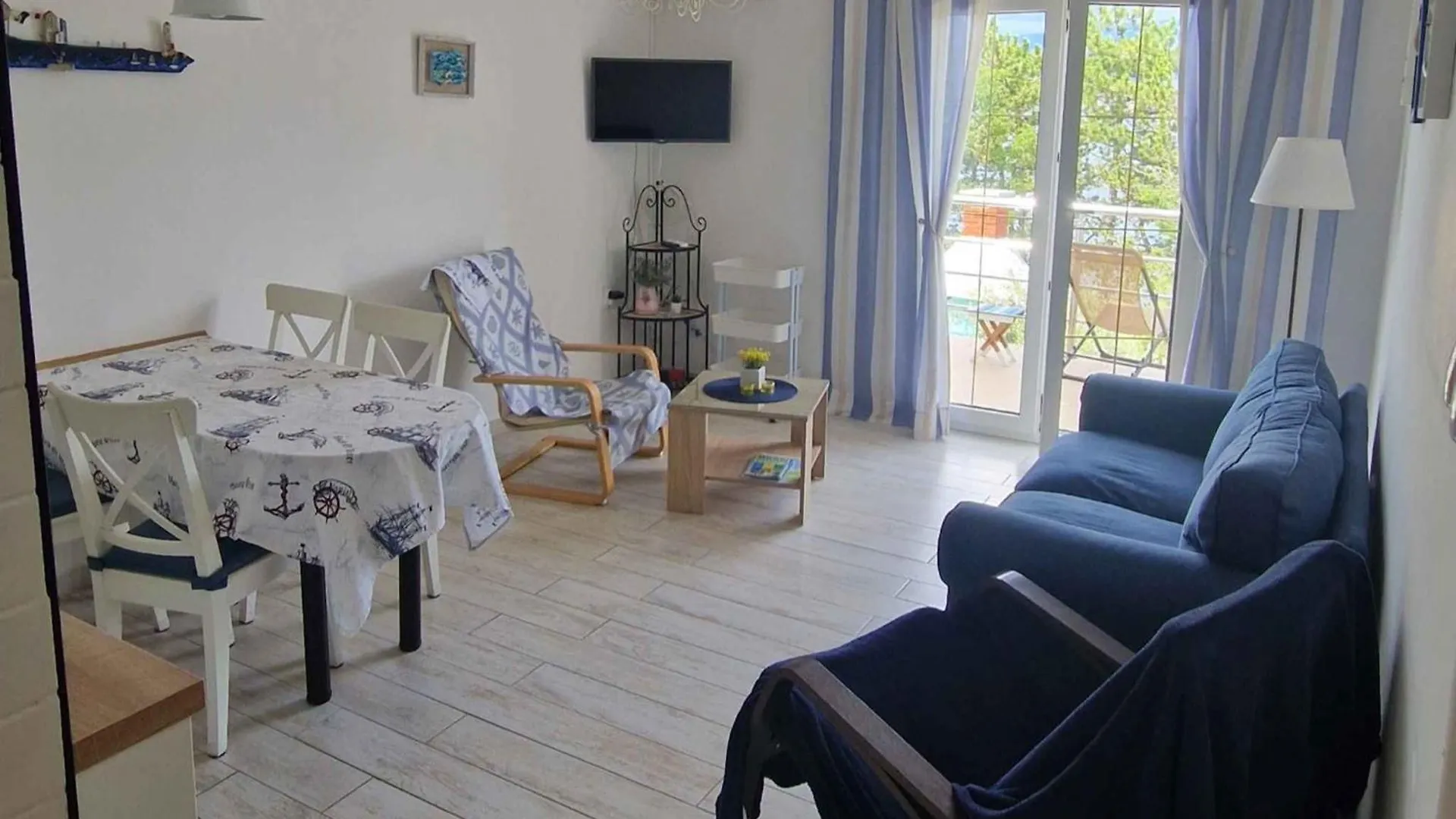 Apartment In Silo/Insel Krk 13416